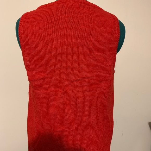 Knit de Ville. Sleeveless Sweater. - Picture 3 of 5